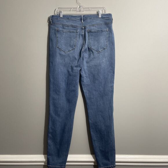 Fashion Nova Blue Jeans – Women's Size 18, Curve-Hugging Stretch Denim - Picture 2 of 12